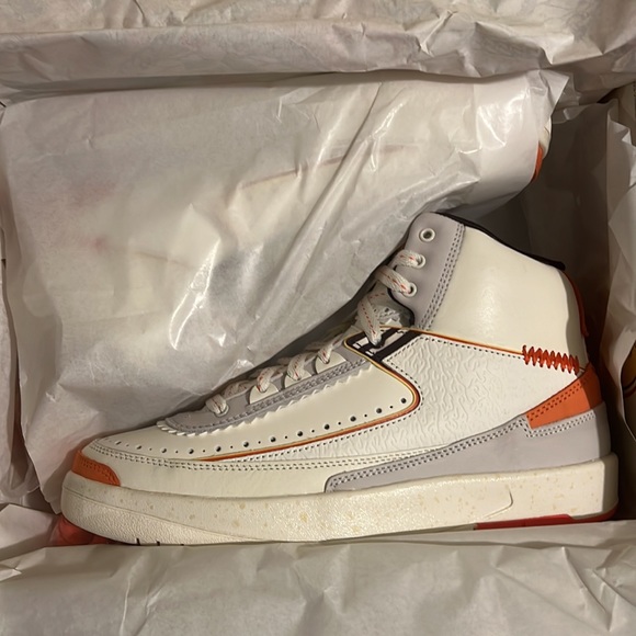 BRAND NEW SPECIAL EDITION MAISON CHATEAU ROUGE RETRO JORDAN 2 NWT - Picture 7 of 17